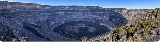 Vue panoramique du cratère du Karthala
